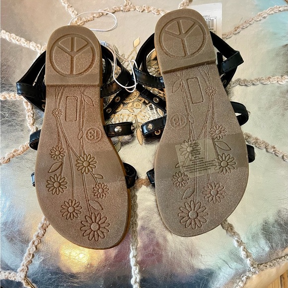 NWT CHEROKEE girls Black & Silver Sandals size 13 - Picture 5 of 5